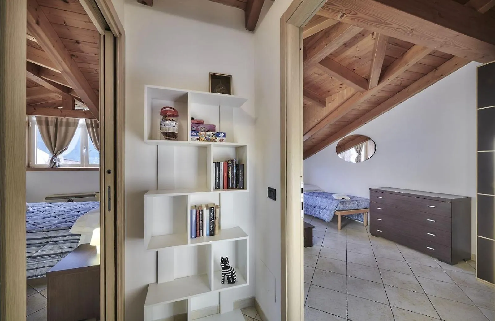 Twins Attic In The Center Lejlighed Lierna